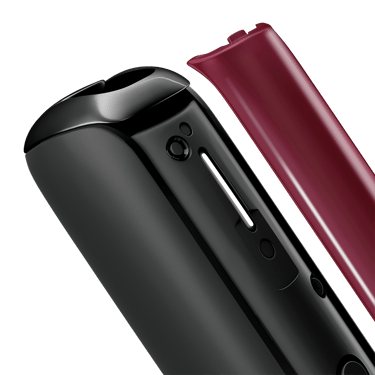 Detailní pohled na přední panel Ploom AURA Dark Orchid, oddělený od zařízení