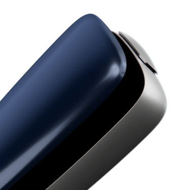 Ploom X modrý přední panel v barvě navy blue - detailní záběr