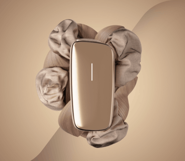 Ploom X Advanced zařízení v barvě Gold - umělecká fotografie