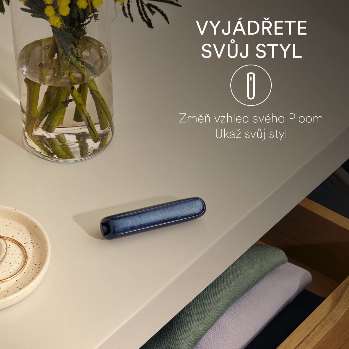 Přední panel Ploom AURA v barvě Lava Red: vyjádři se pomocí různých živých barev