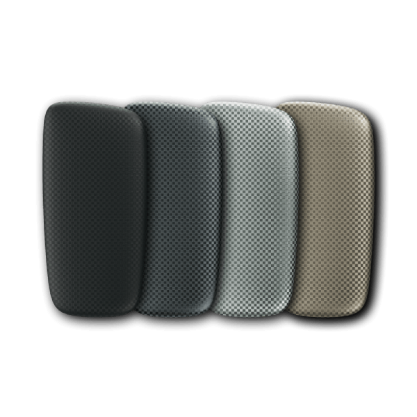 Squared přední panely na Ploom zařízení v řadě za sebou v barvách Black, Slate Grey, Silver a Gold